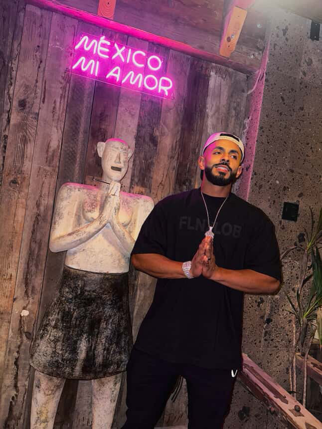 FLNXLOB TEE